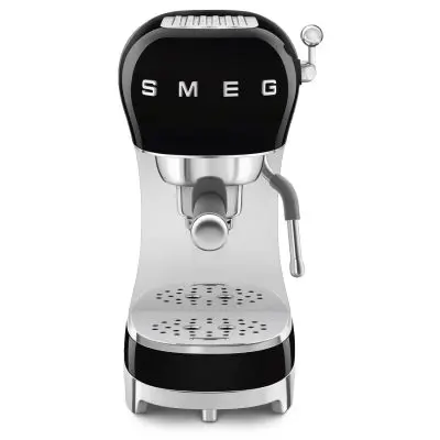 SMEG kavni aparat ECF02BLEU, črna